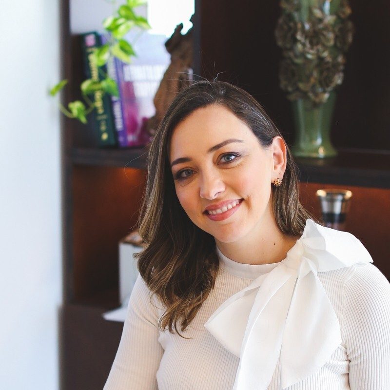 Dra. Fernanda